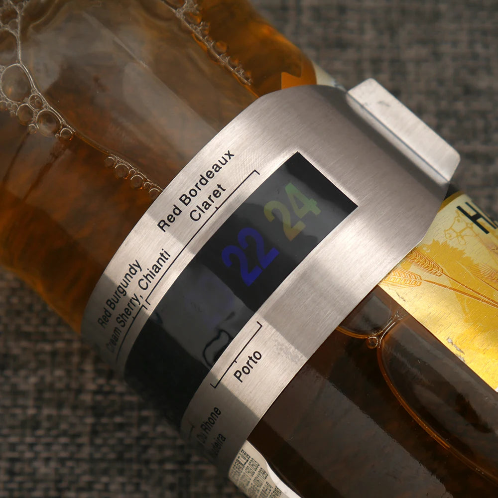 Wine collar thermometer with LCD display