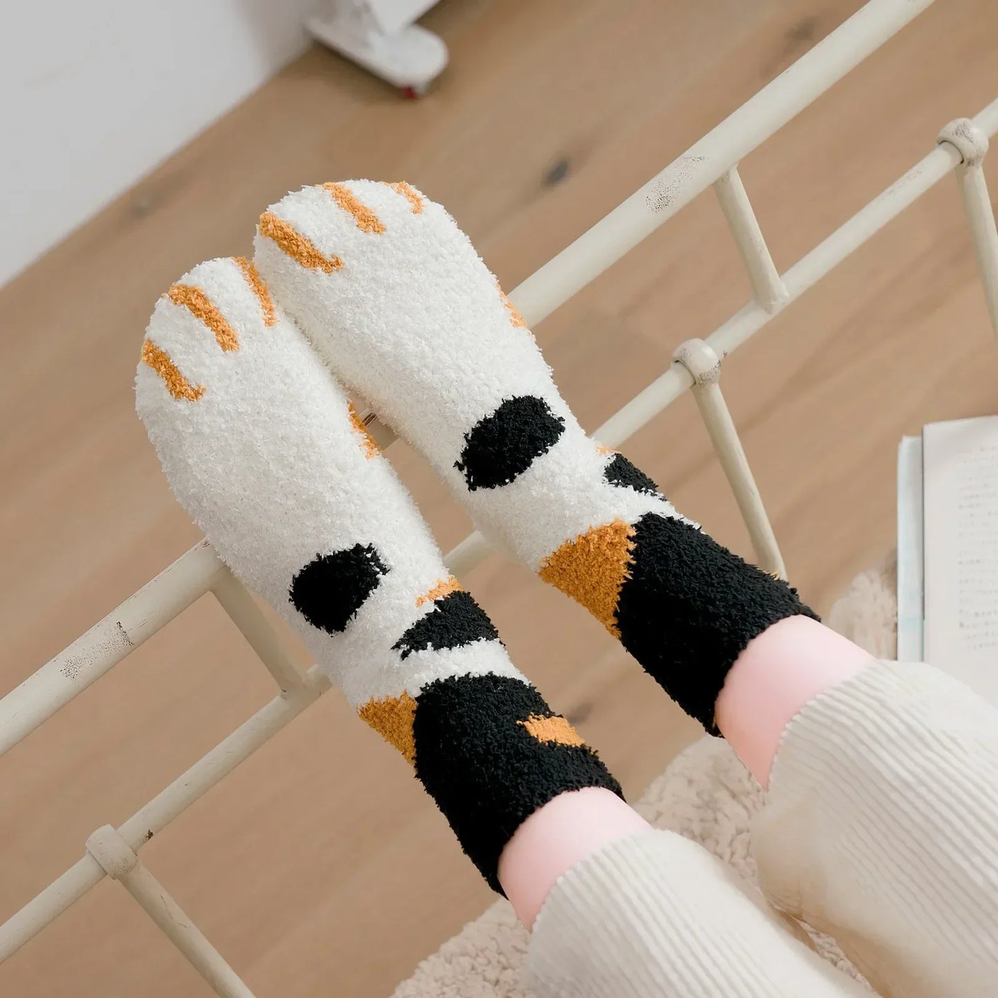 Plush women winter soft cozy cat paw socks